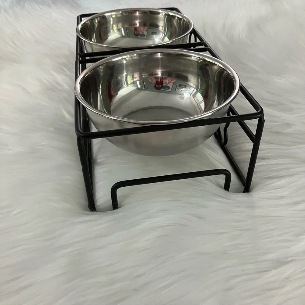 Small Dog Feeding Station